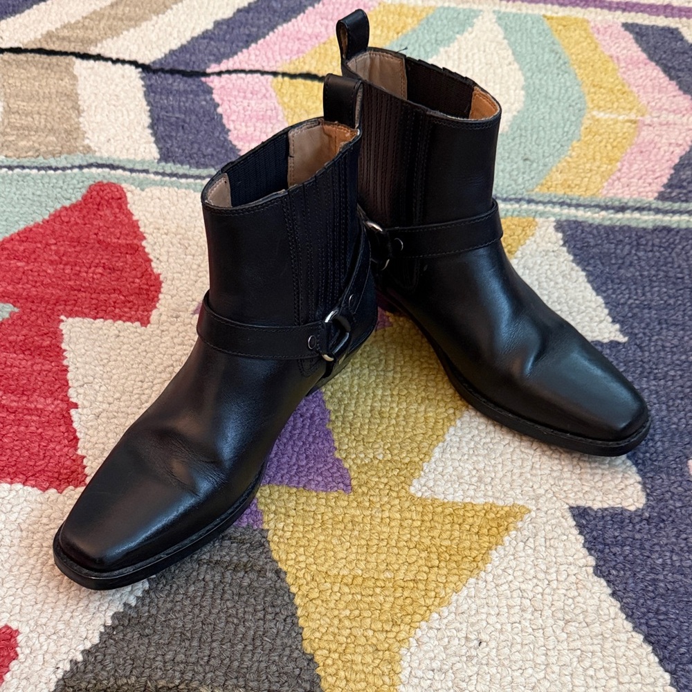 Madewell Black Leather Ankle Booties